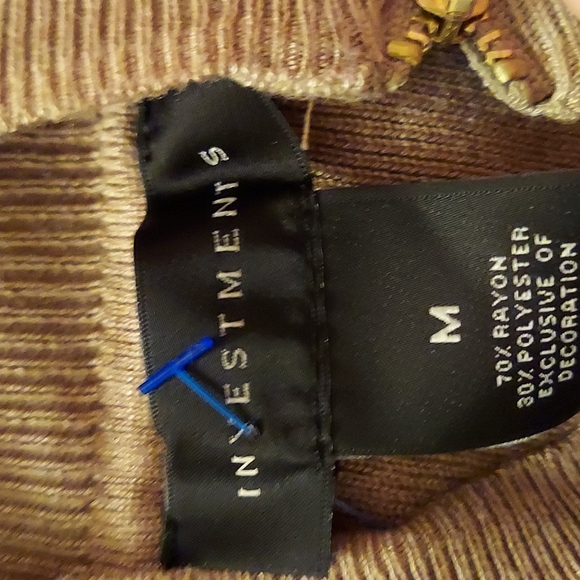 Women's Investments top. - Picture 4 of 5